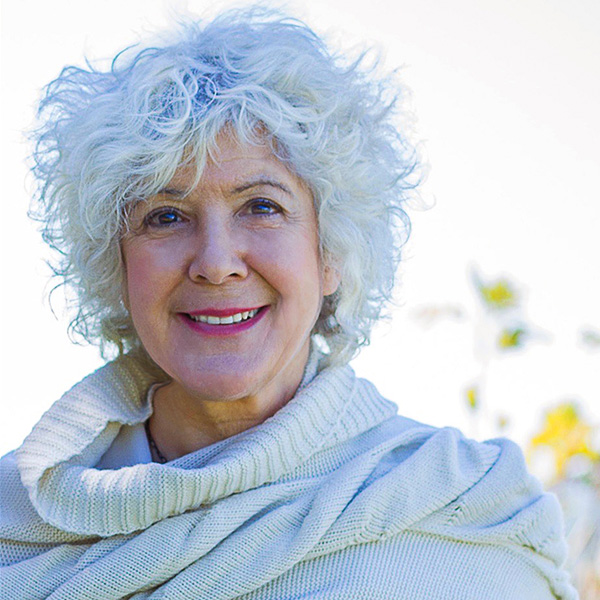 Luce Des Aulniers - Anthropologue Collaboratrice Luce Des Aulniers